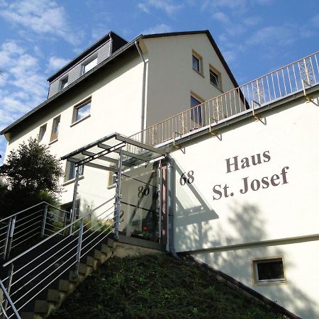 Haus St. Josef Vandrarhem Vallendar Exteriör bild