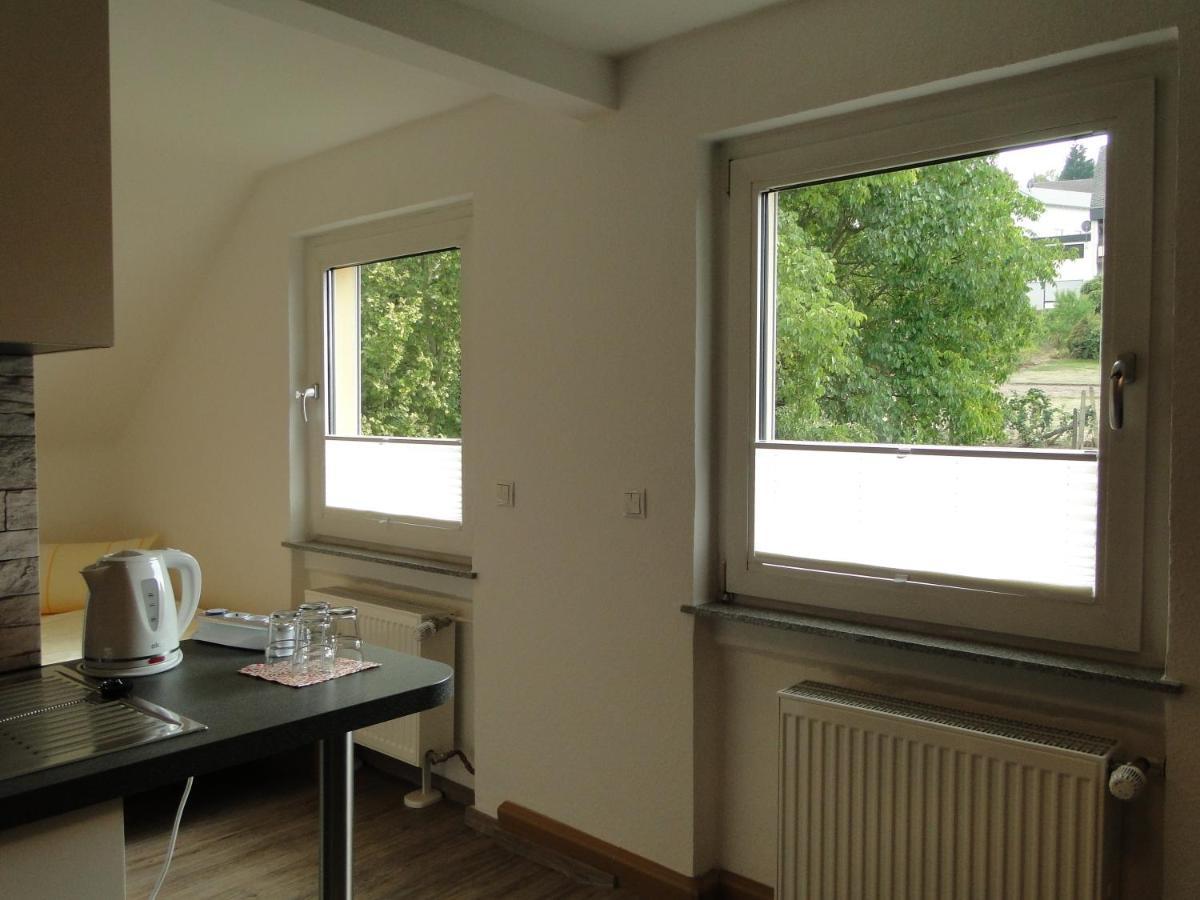 Haus St. Josef Vandrarhem Vallendar Exteriör bild